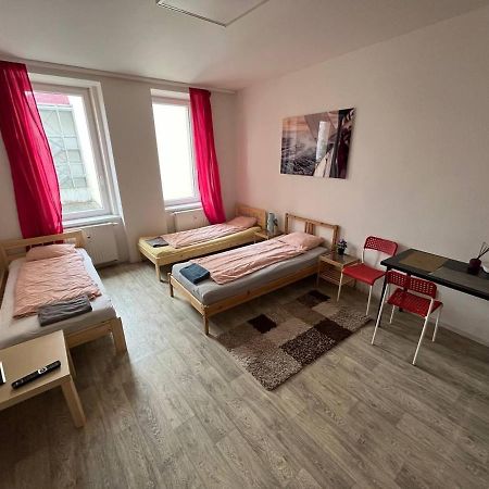 Ferienwohnung Apartmans In The Center With Privat Parking Brünn Exterior foto